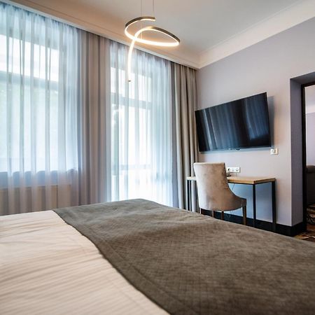 Hotel Anders Старе-Яблонки Экстерьер фото
