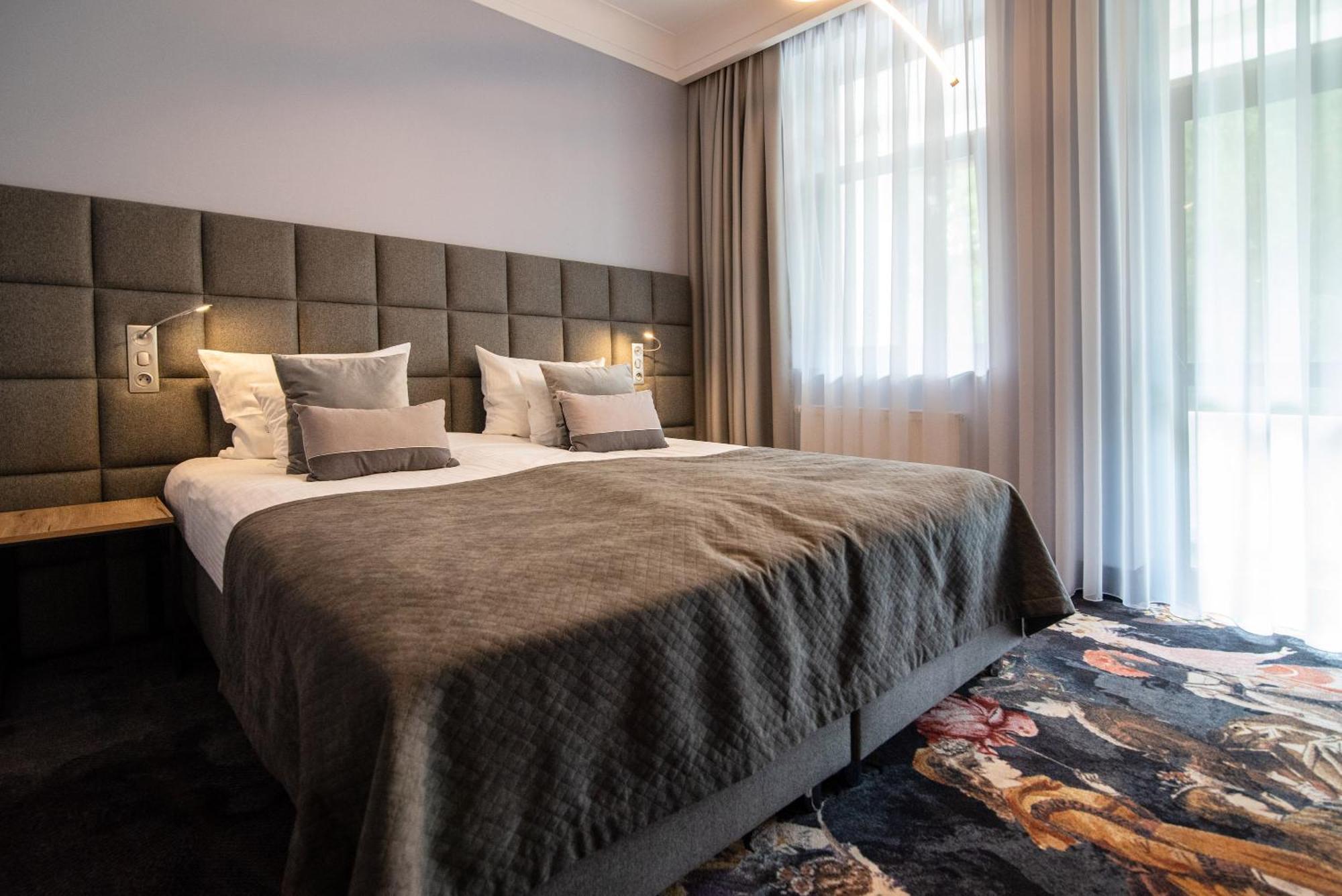 Hotel Anders Старе-Яблонки Экстерьер фото