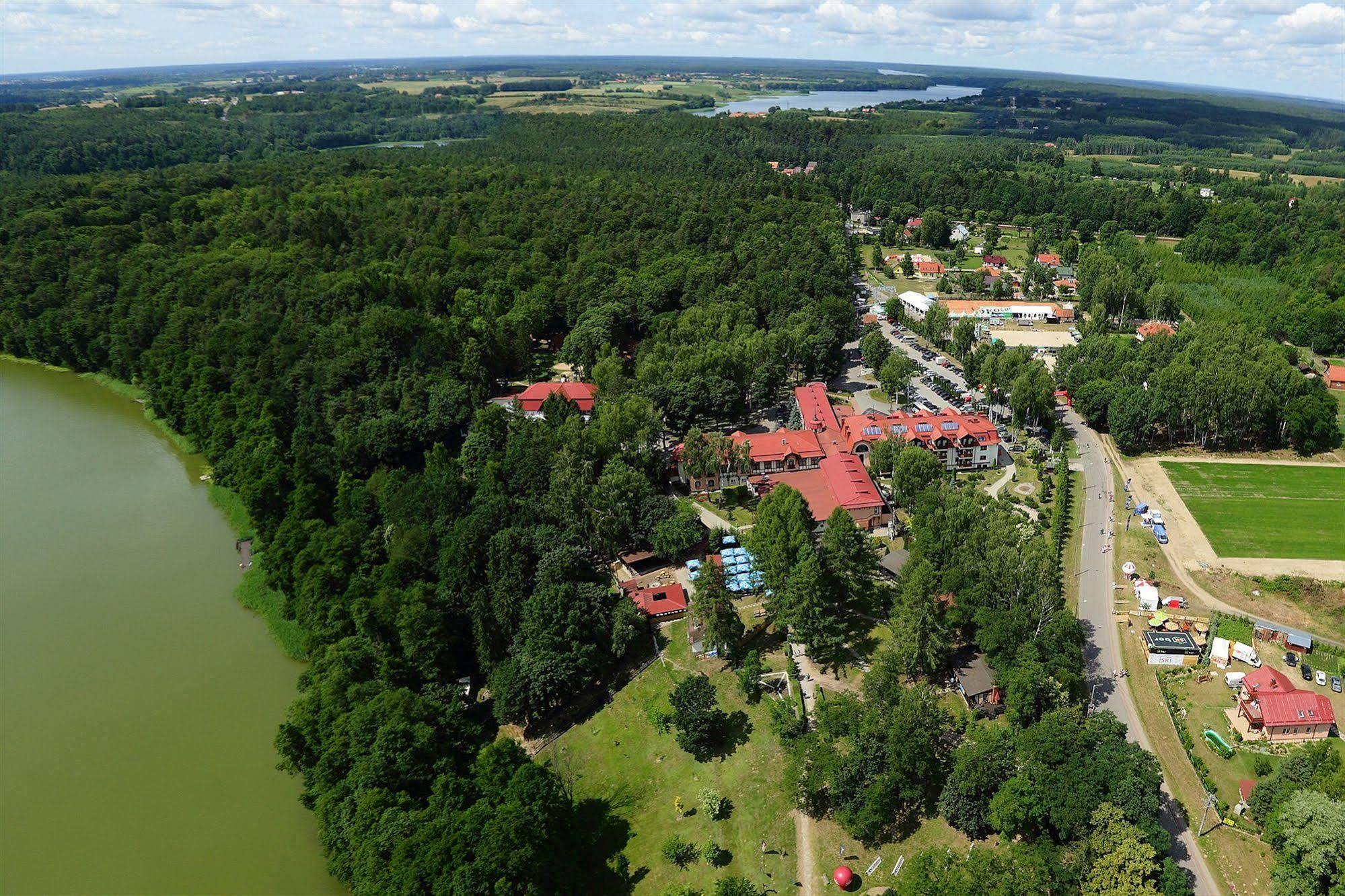 Hotel Anders Старе-Яблонки Экстерьер фото